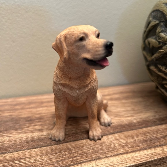 Yellow Lab dog figurine Labrador Retriever 3" tall - Picture 4 of 7